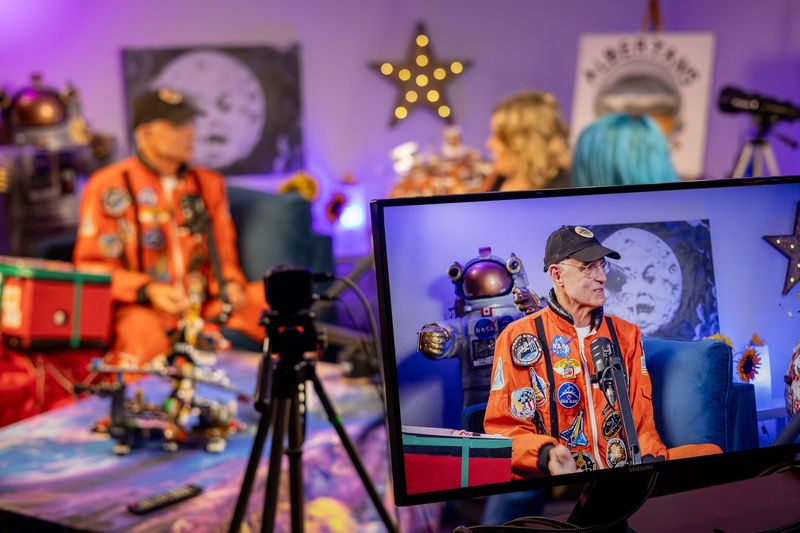 Behind the scenes: In the studio